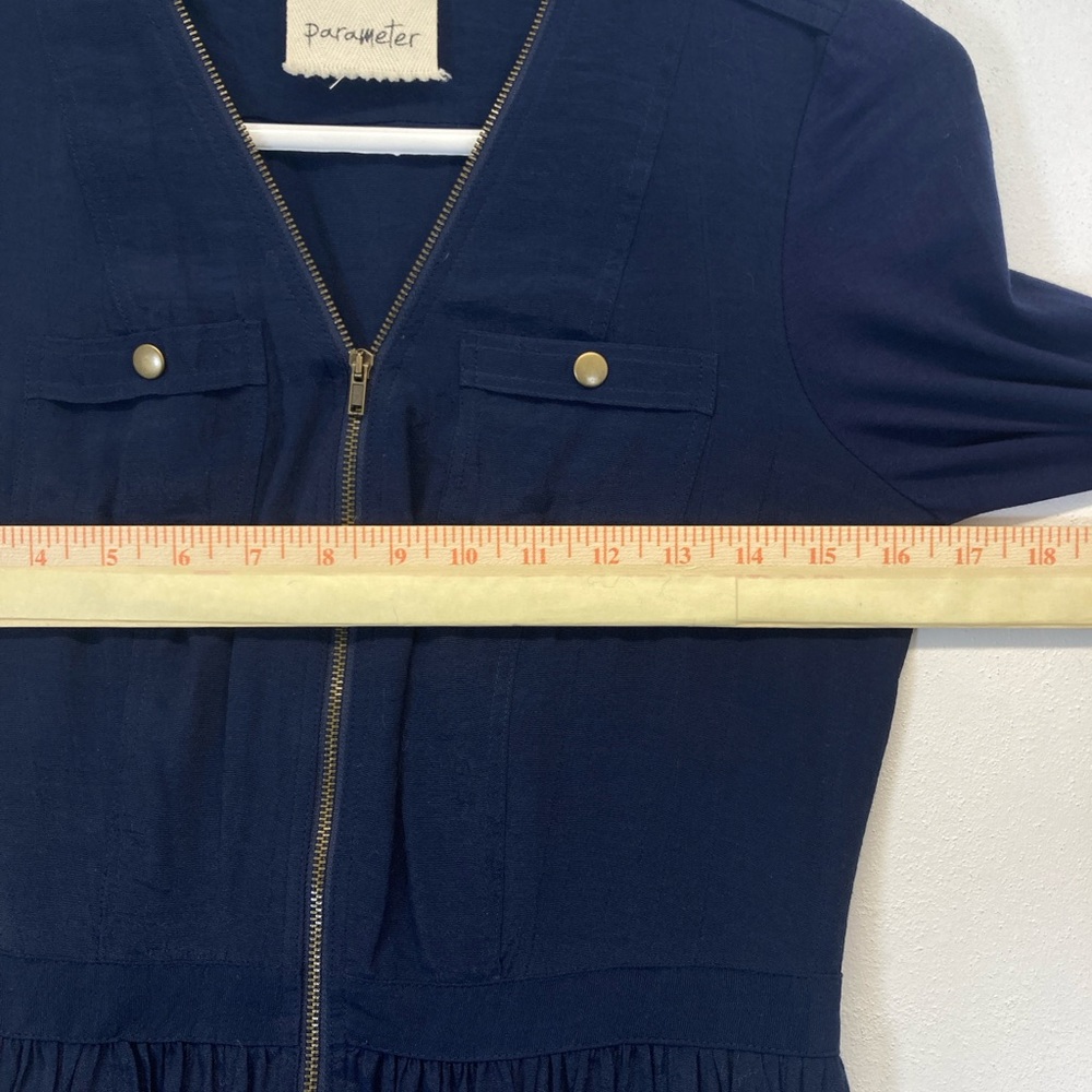 Anthropologie Parameter Dress Women Navy Blue V-Neck Zip Front Size 4 Pleated - Picture 6 of 16